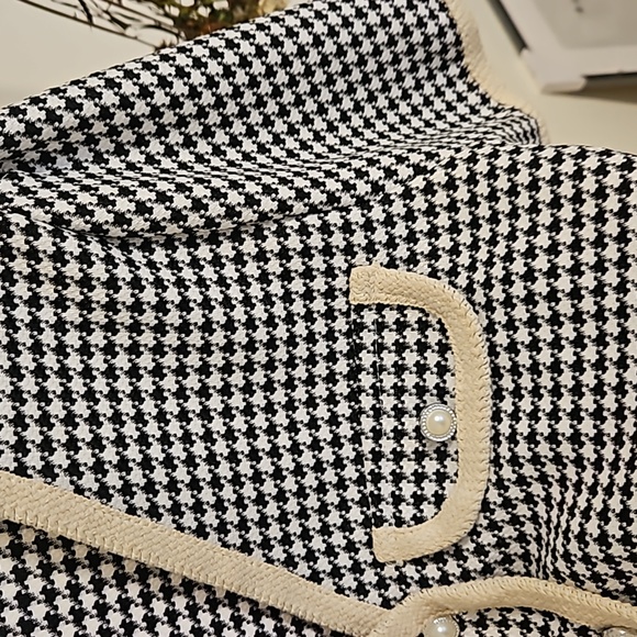 VINTAGE Pearl Button Half Sleeve Sweater - Picture 4 of 4